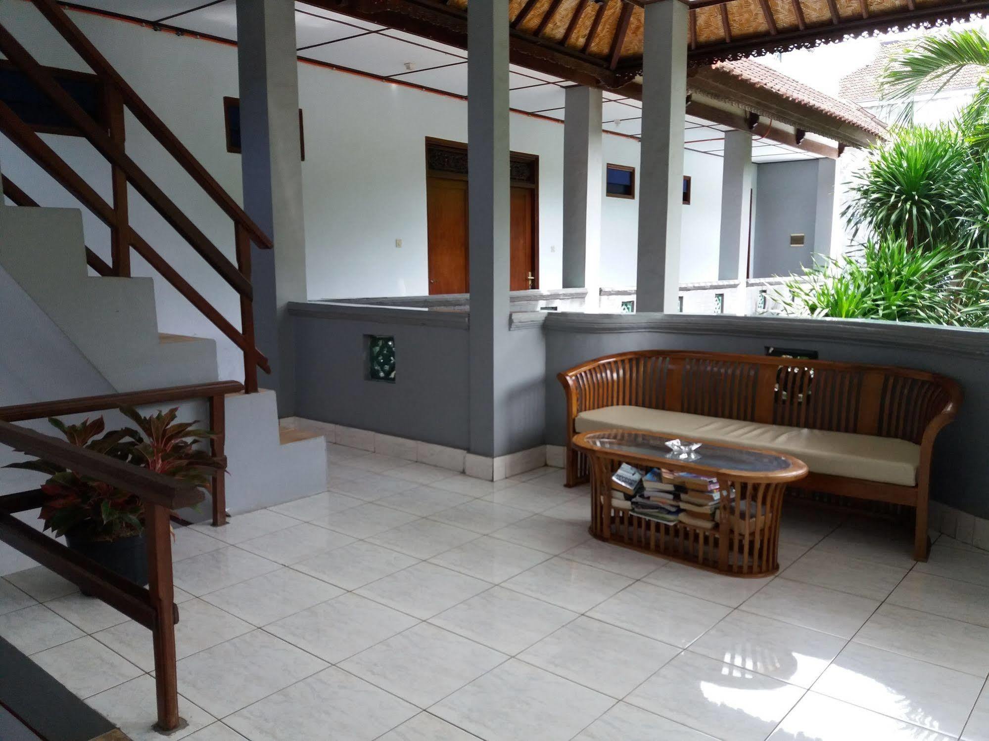Celagi Inn Padang Bai Exterior foto